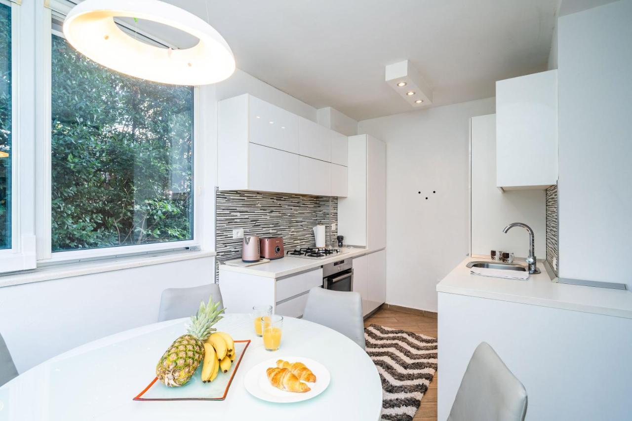 Spacious Two Bedroom Apartment Дубровник Екстериор снимка