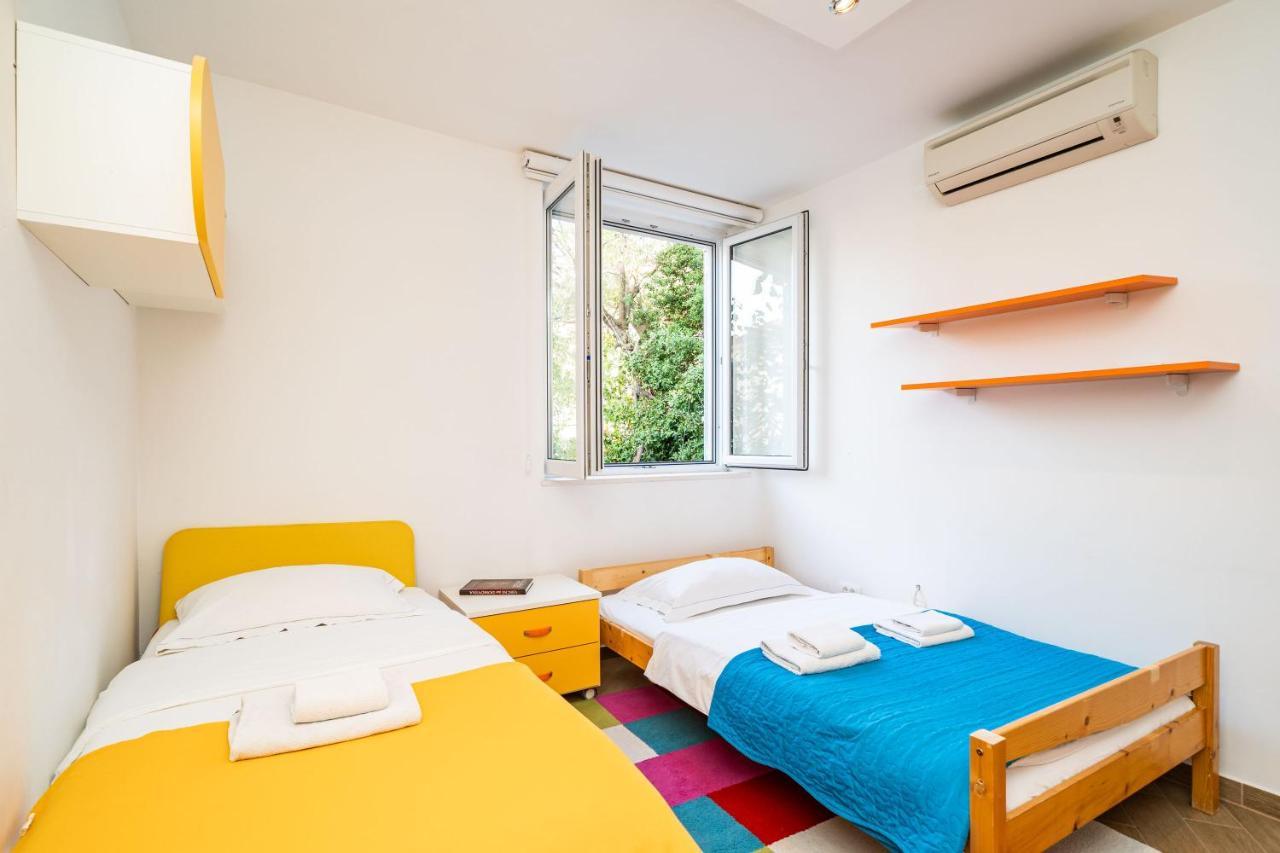 Spacious Two Bedroom Apartment Дубровник Екстериор снимка